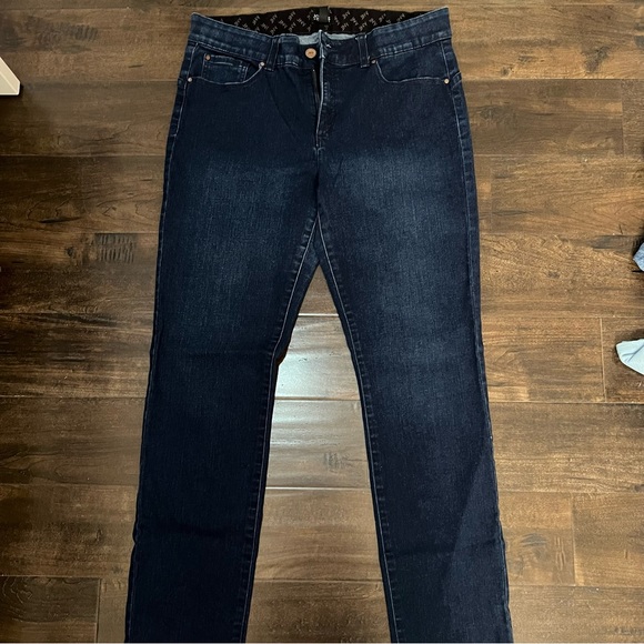 Jones New York jeans - Picture 1 of 2